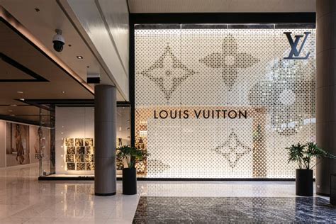 louis vuitton manila greenbelt|greenbelt makati city.